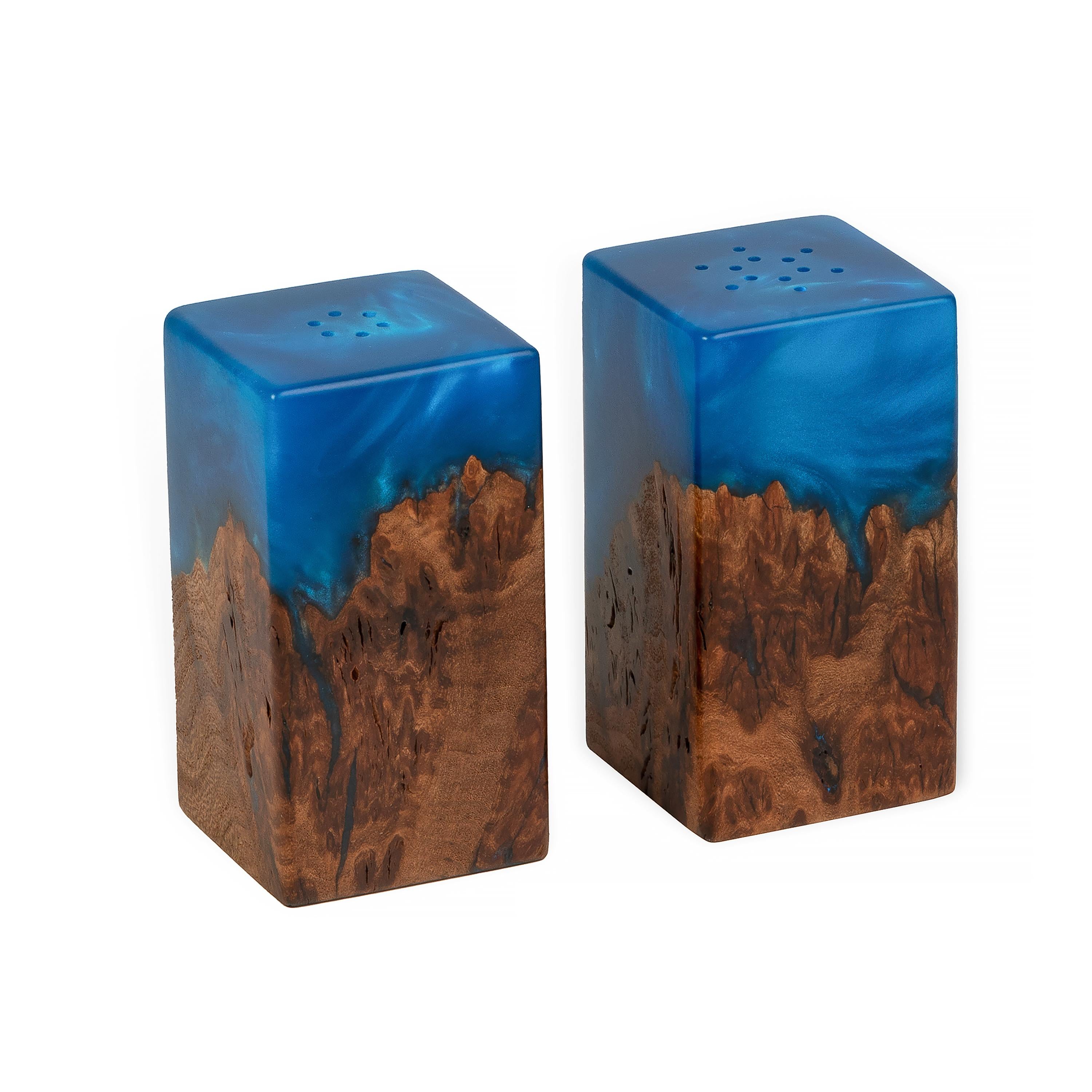 Wood & Resin Salt and Pepper Shaker Caddy Set – Elm Blue
