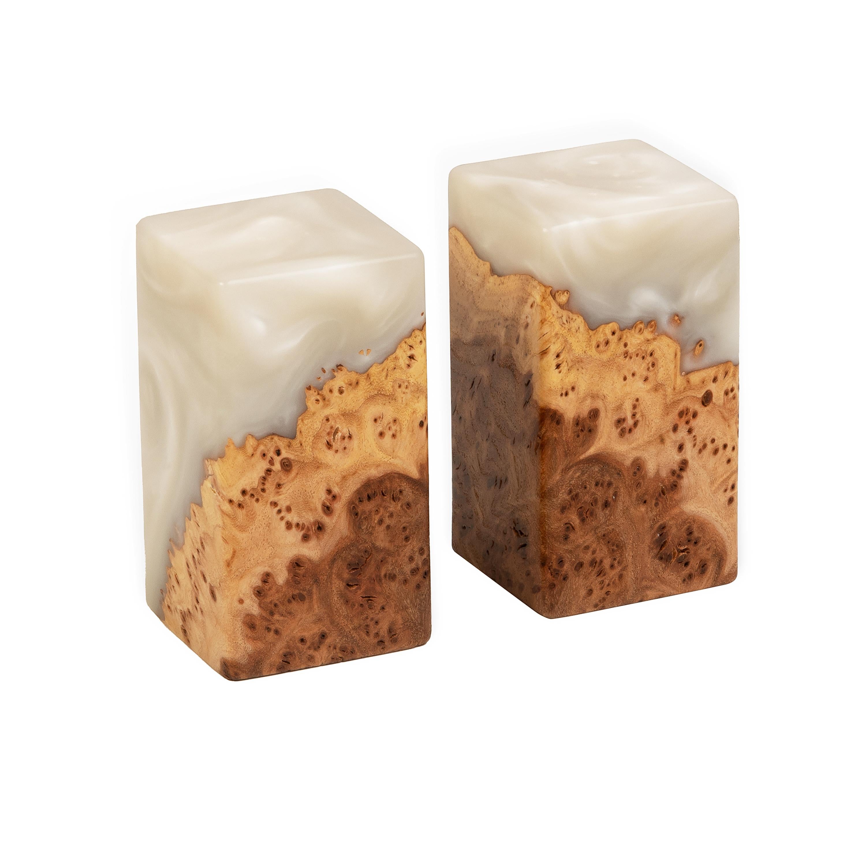 Wood & Resin Salt and Pepper Shaker Caddy Set – Elm Platinum