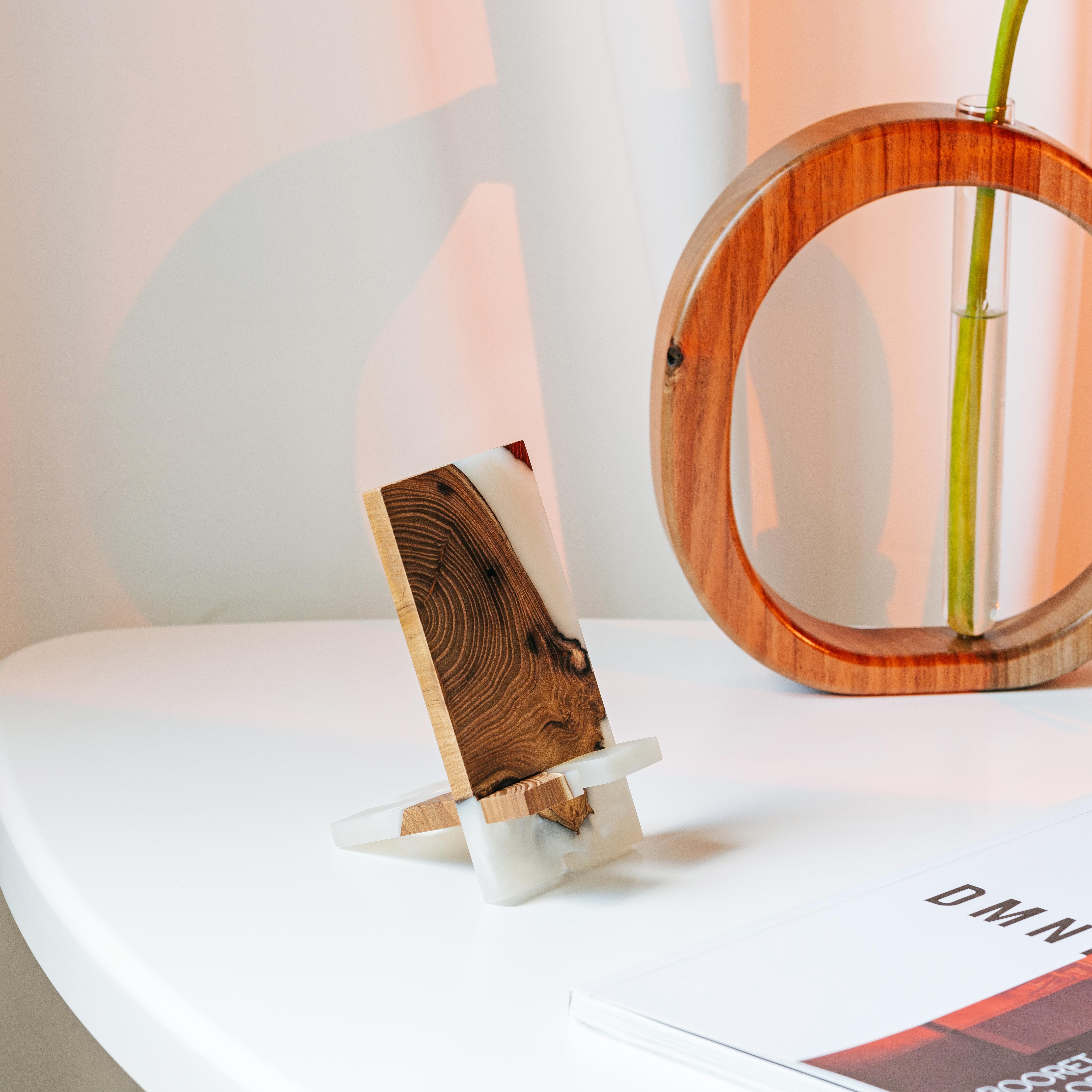 Platinum Epoxy Resin & Dark Wood Phone Holder