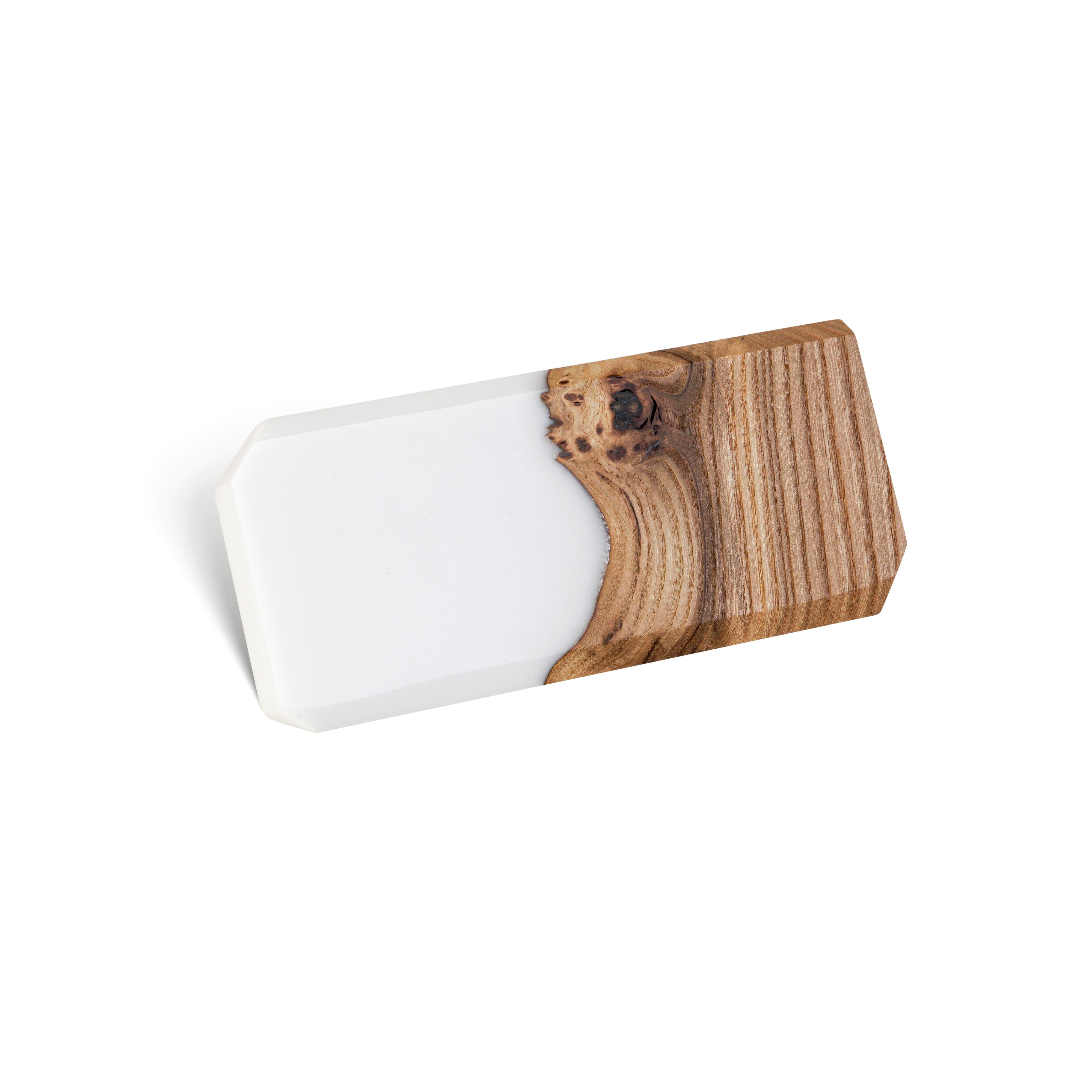 Wood & Resin Desk Name Plate MODERN – Elm White