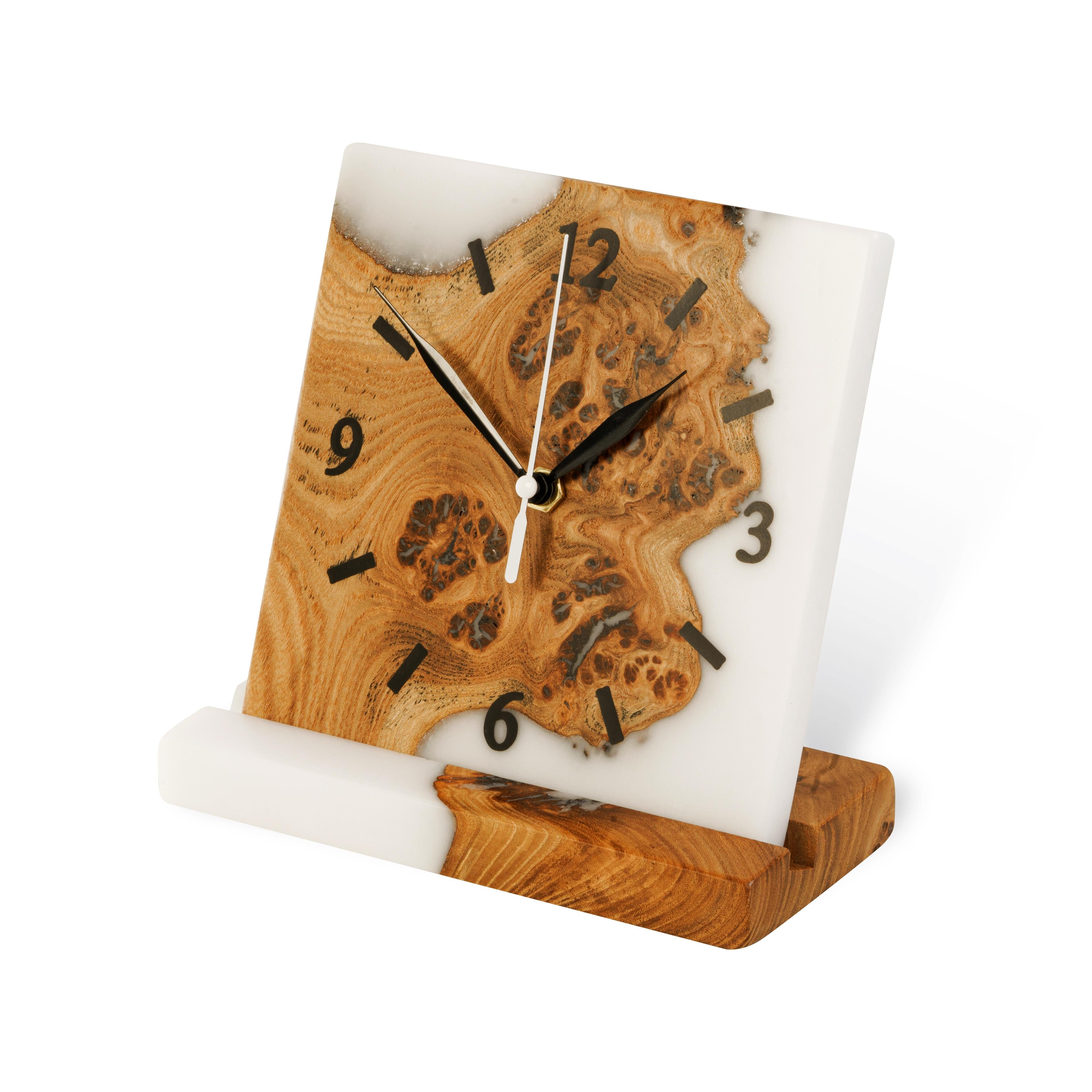 Wood & Resin Desk Clock HORA – Elm White