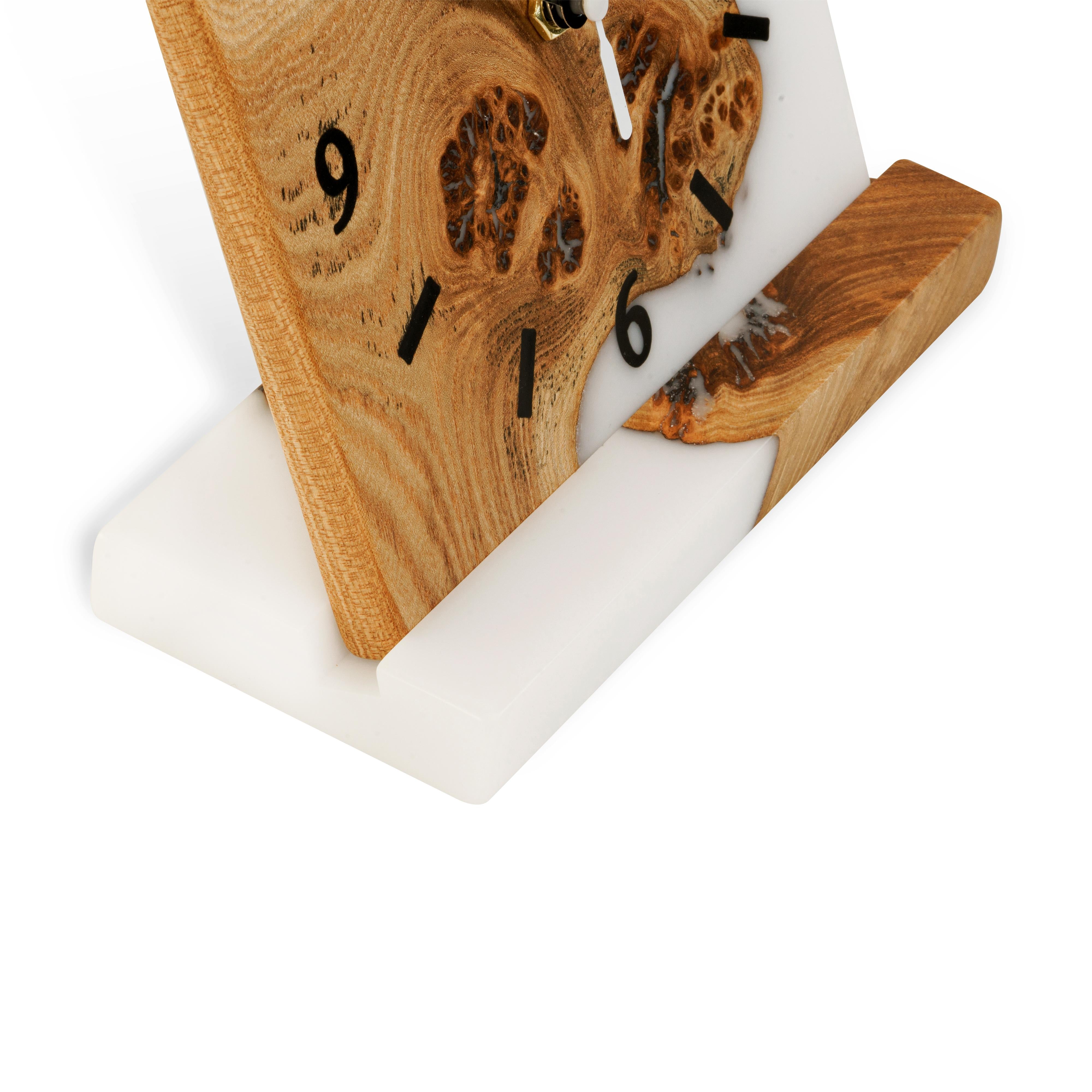 Wood & Resin Desk Clock HORA – Elm White