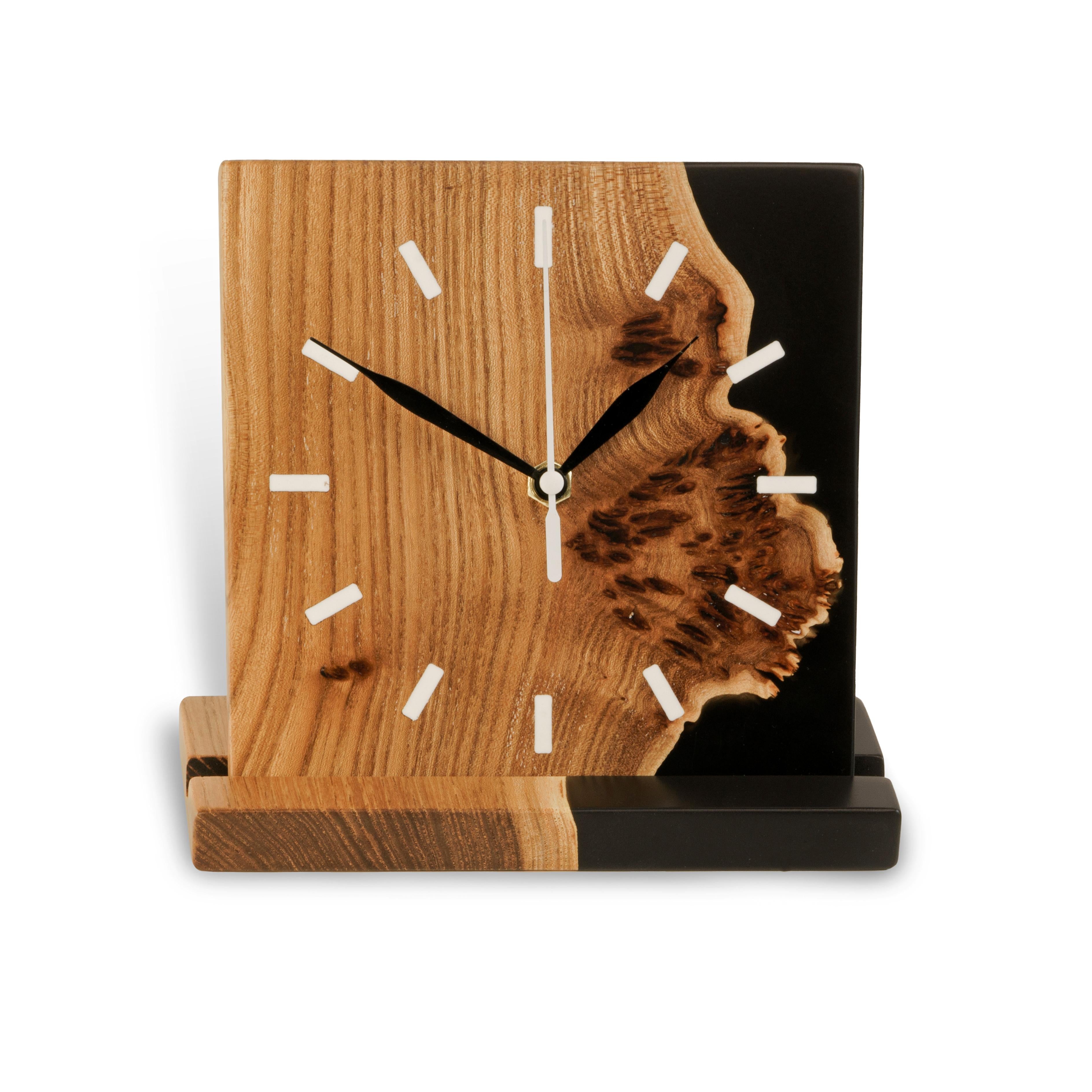 Wood & Resin Desk Clock HORA – Elm Black