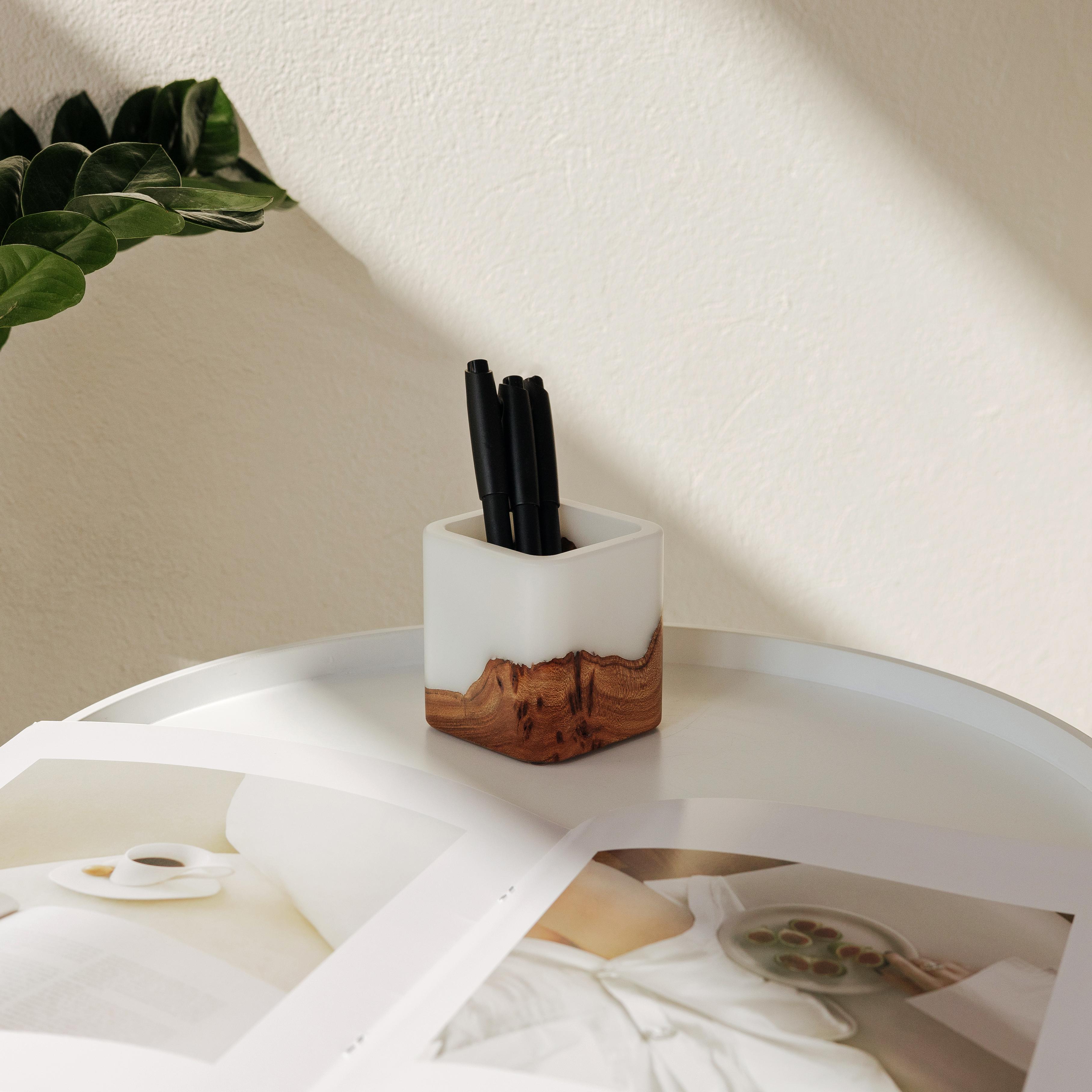 Wood & Resin Pen Holder Cup ELEMENT – Elm White