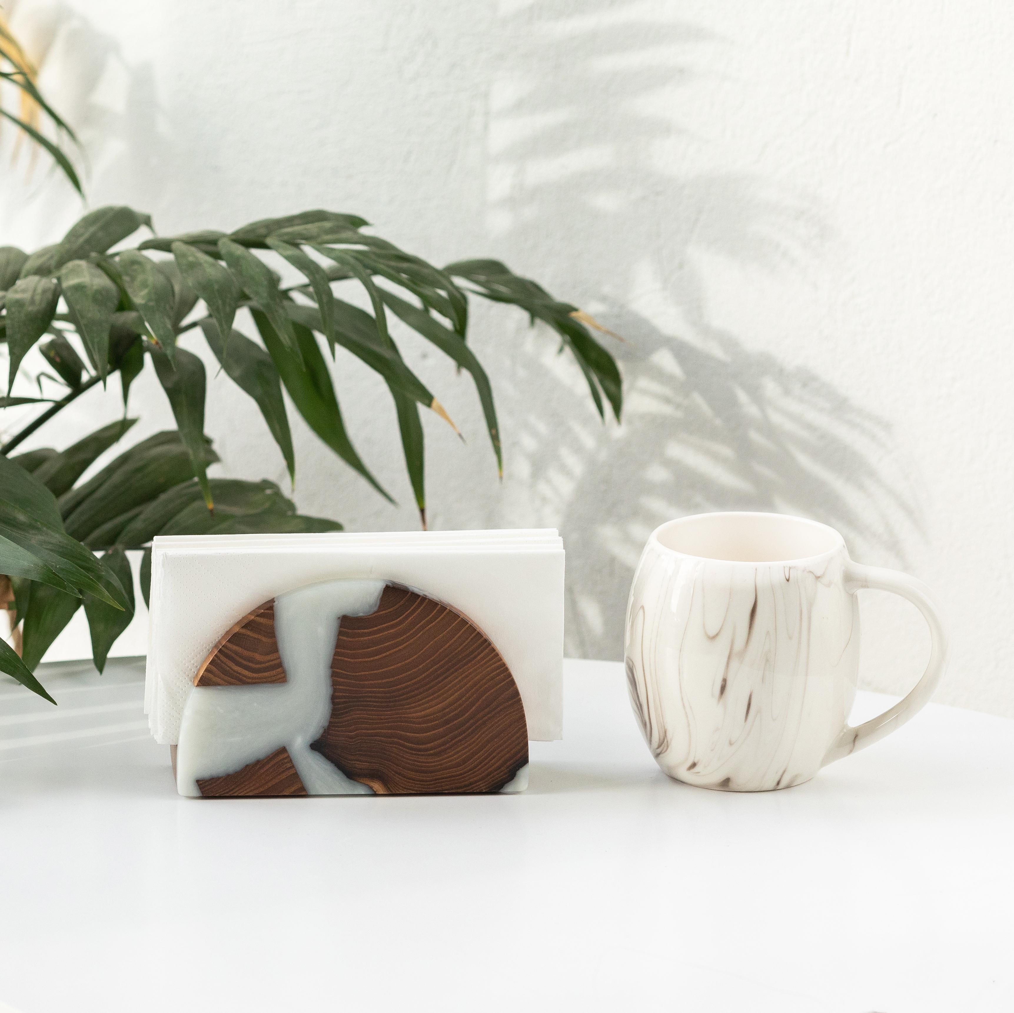 Wood & Resin Semicircle Napkin Holder HYGGE – Olive Platinum