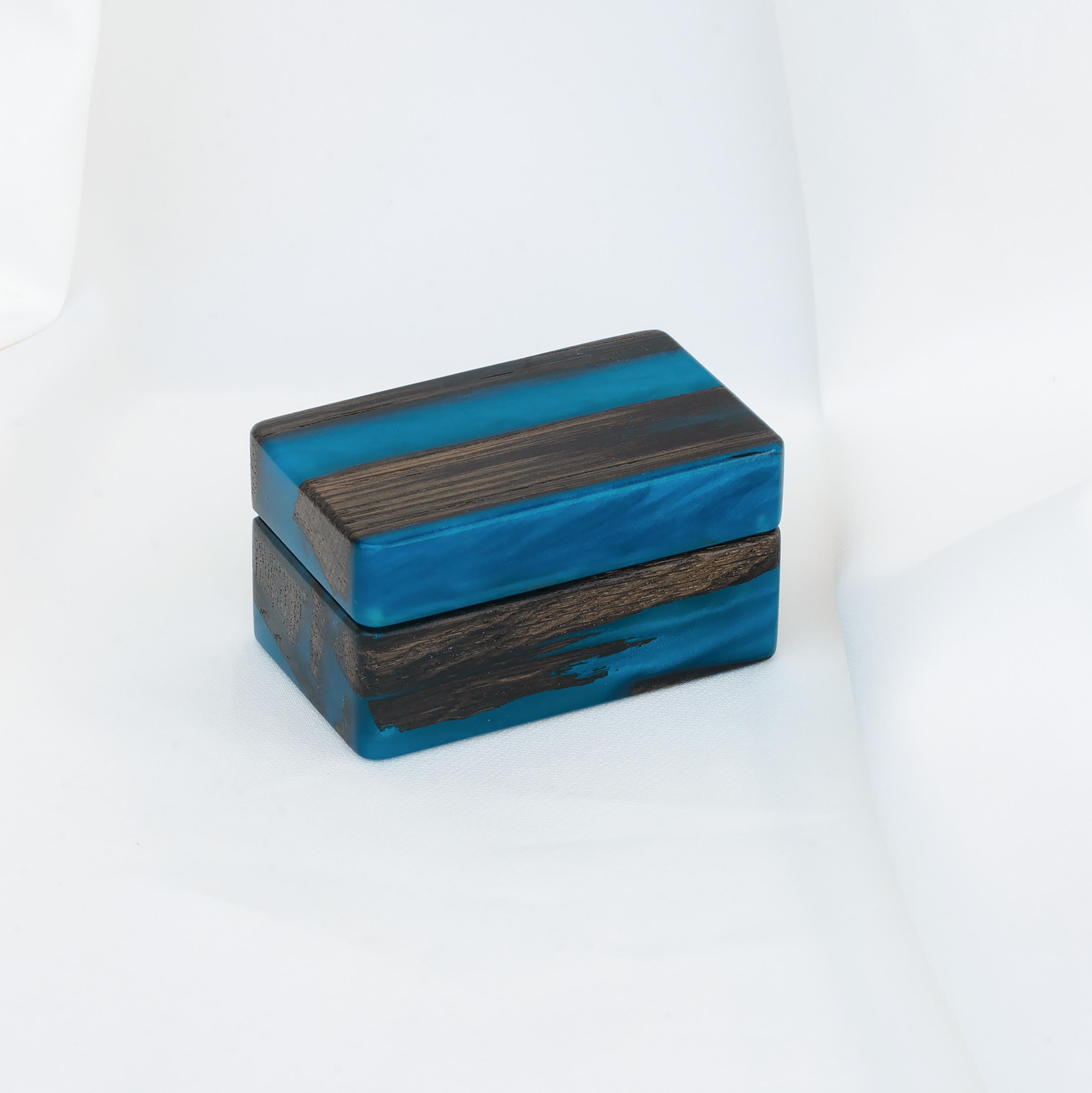 Wood & Resin Wedding Ring Box MUSE – Oak Blue