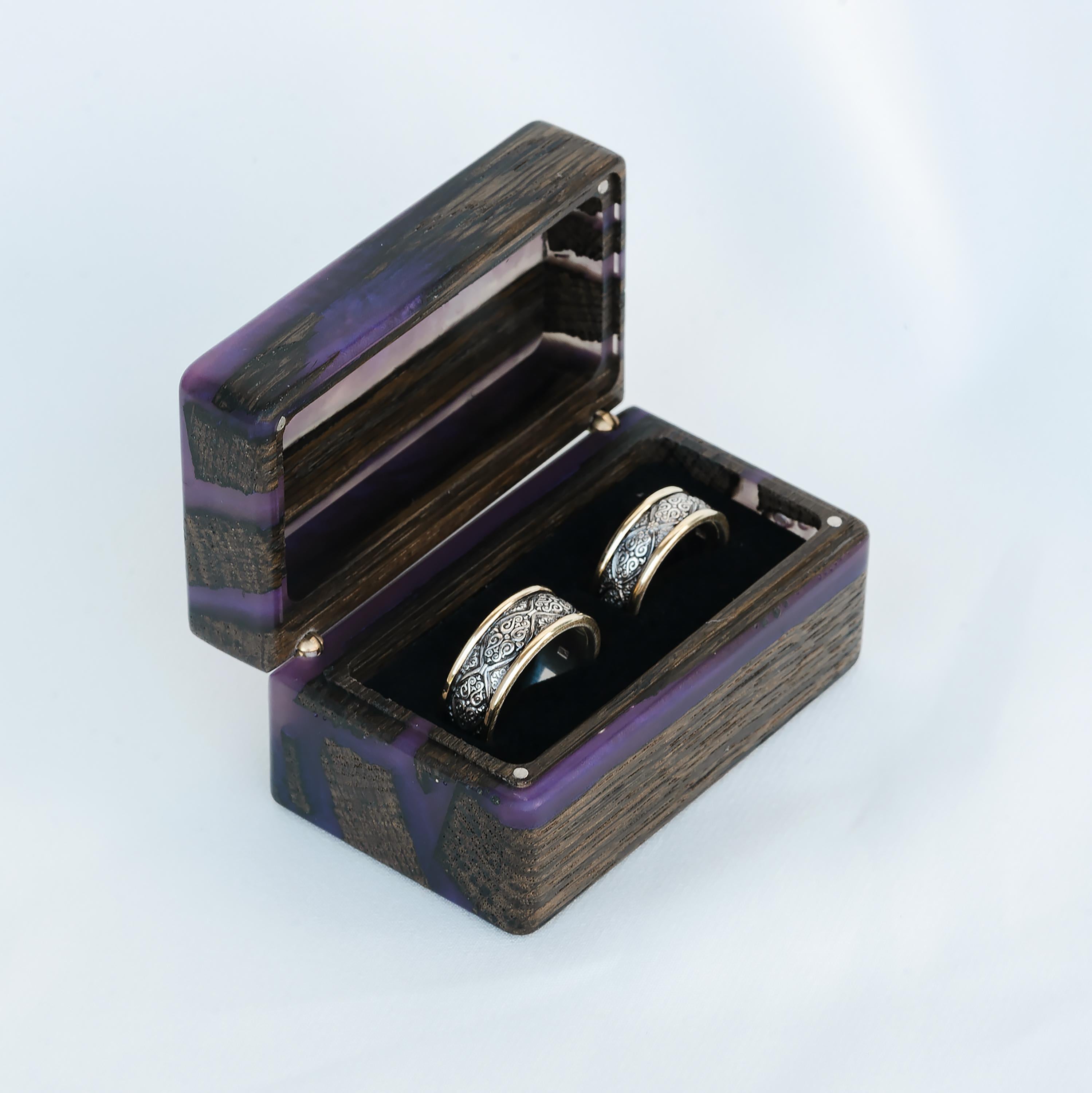 Wood & Resin Wedding Ring Box MUSE – Oak Purple