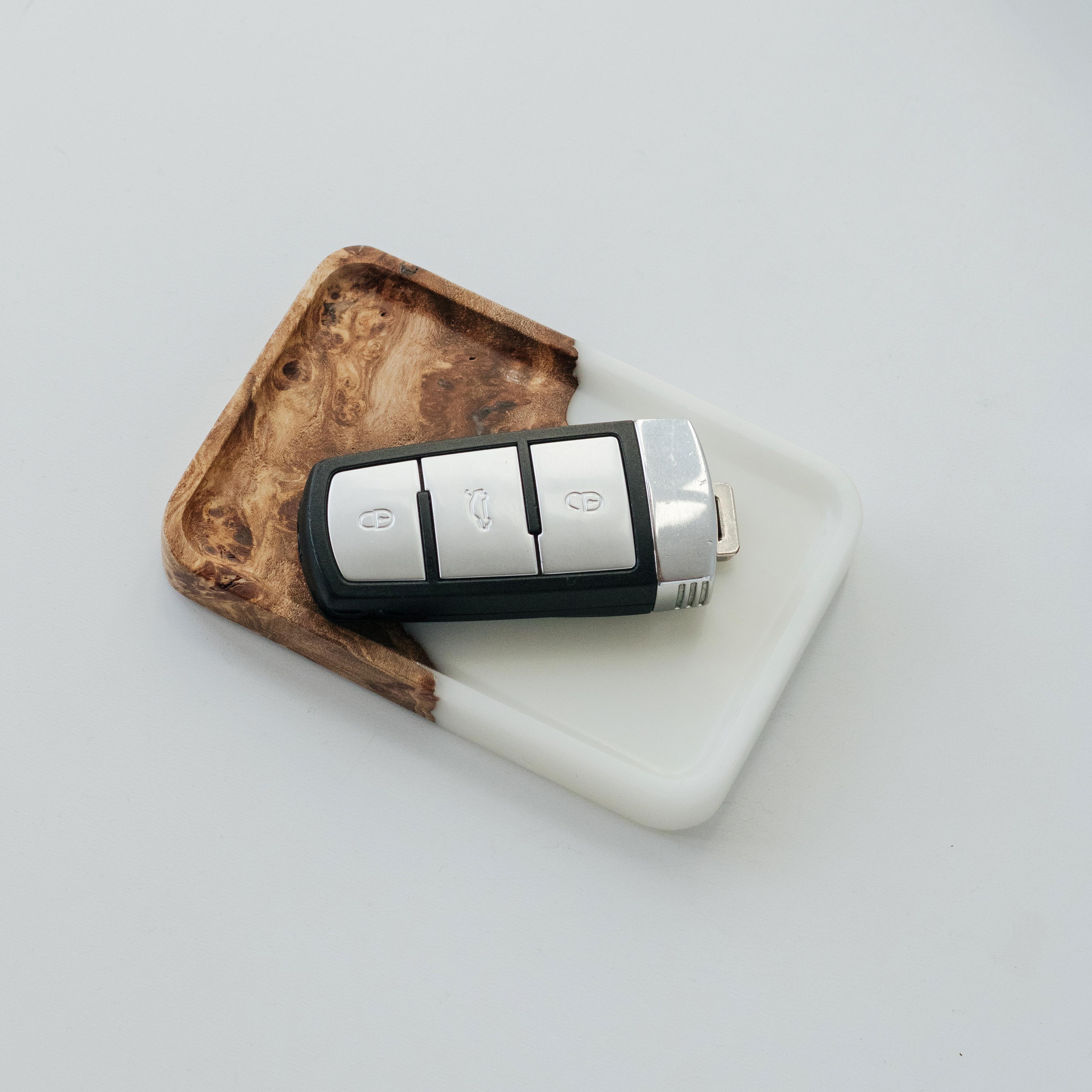 Wood & Resin Tray ELEMENT – Elm White