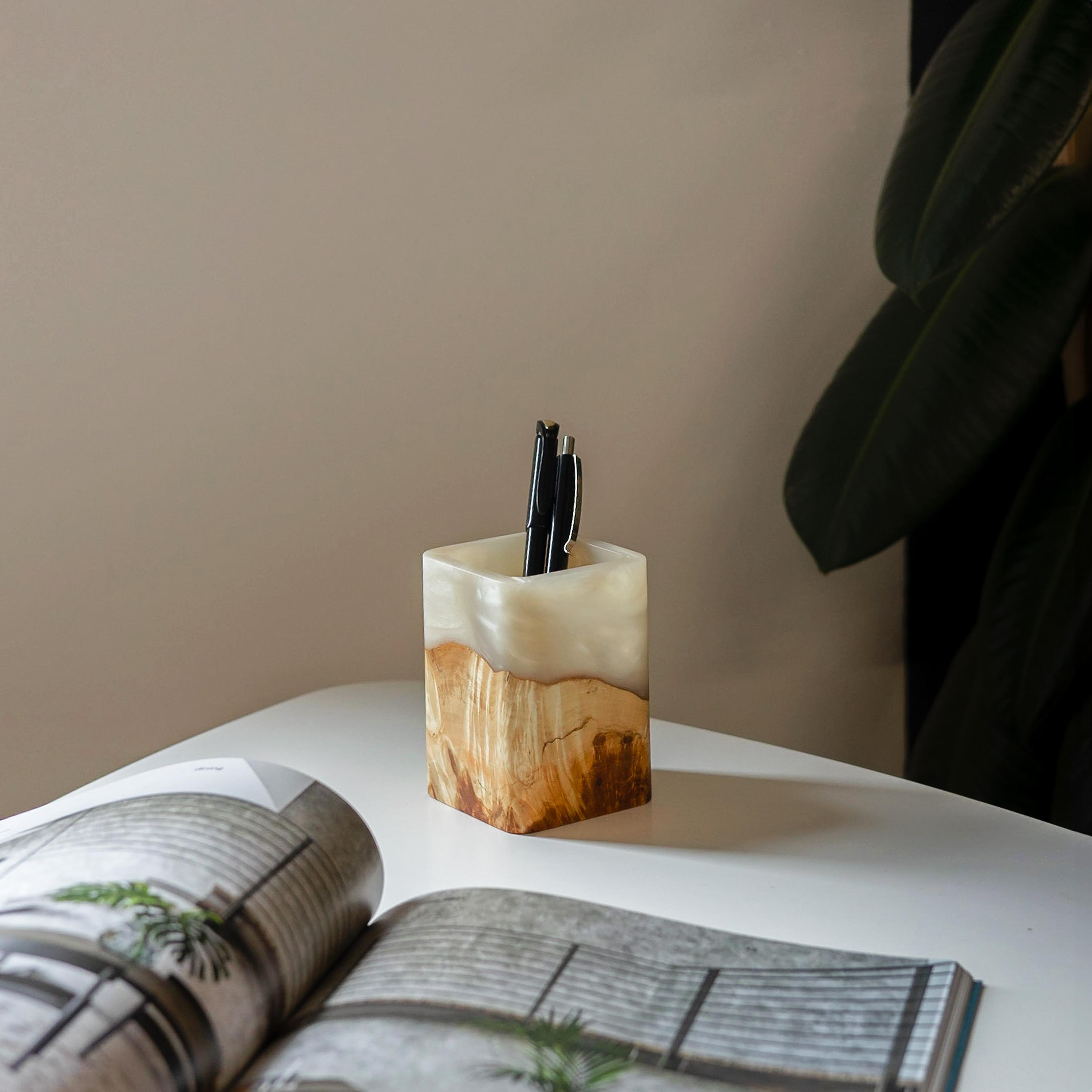 Wood & Resin Pen Holder Cup ELEMENT – Maple Platinum