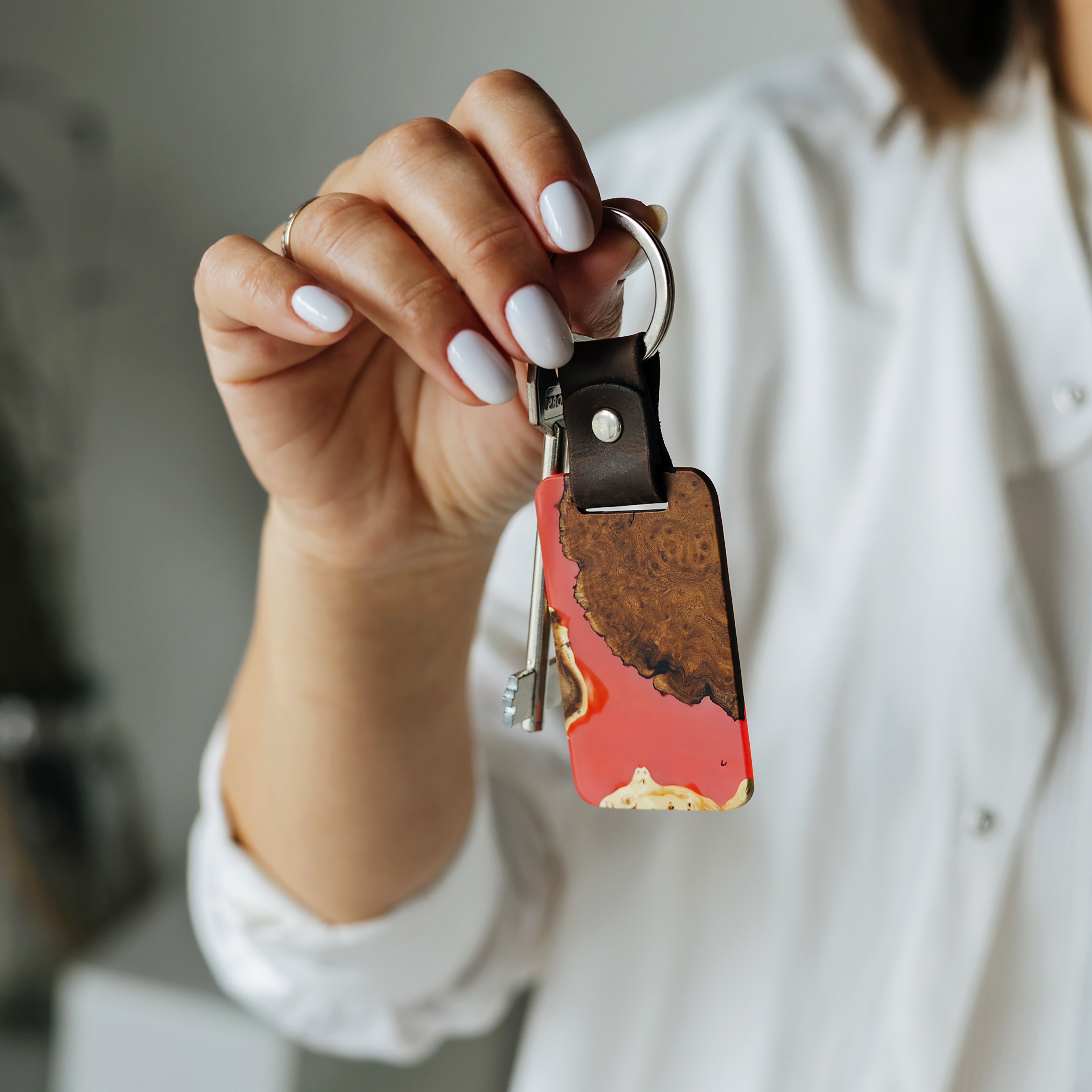 Wood & Resin Keychain – Olive Ruby