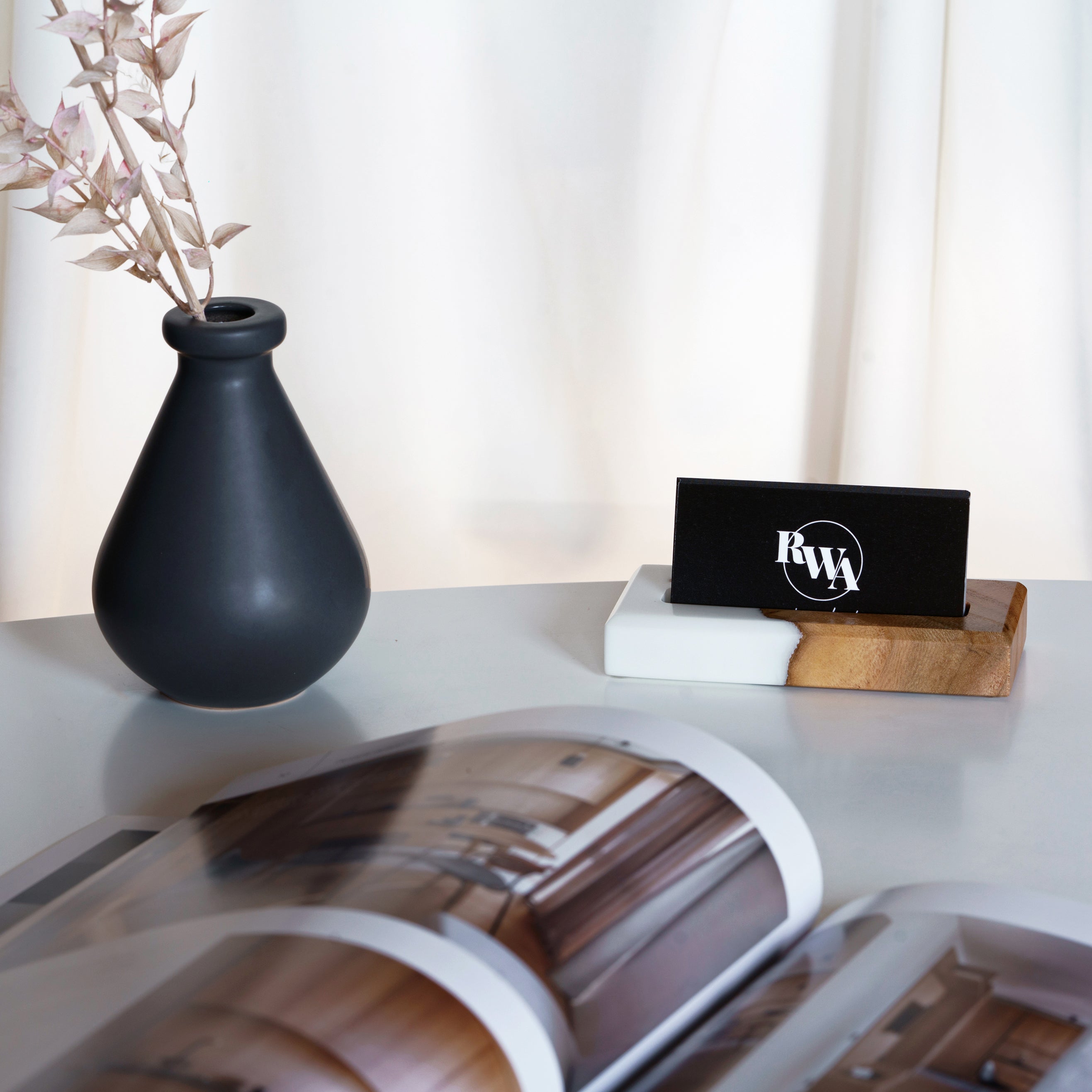 Wood & Resin Card Holder ORIGINAL – Elm White