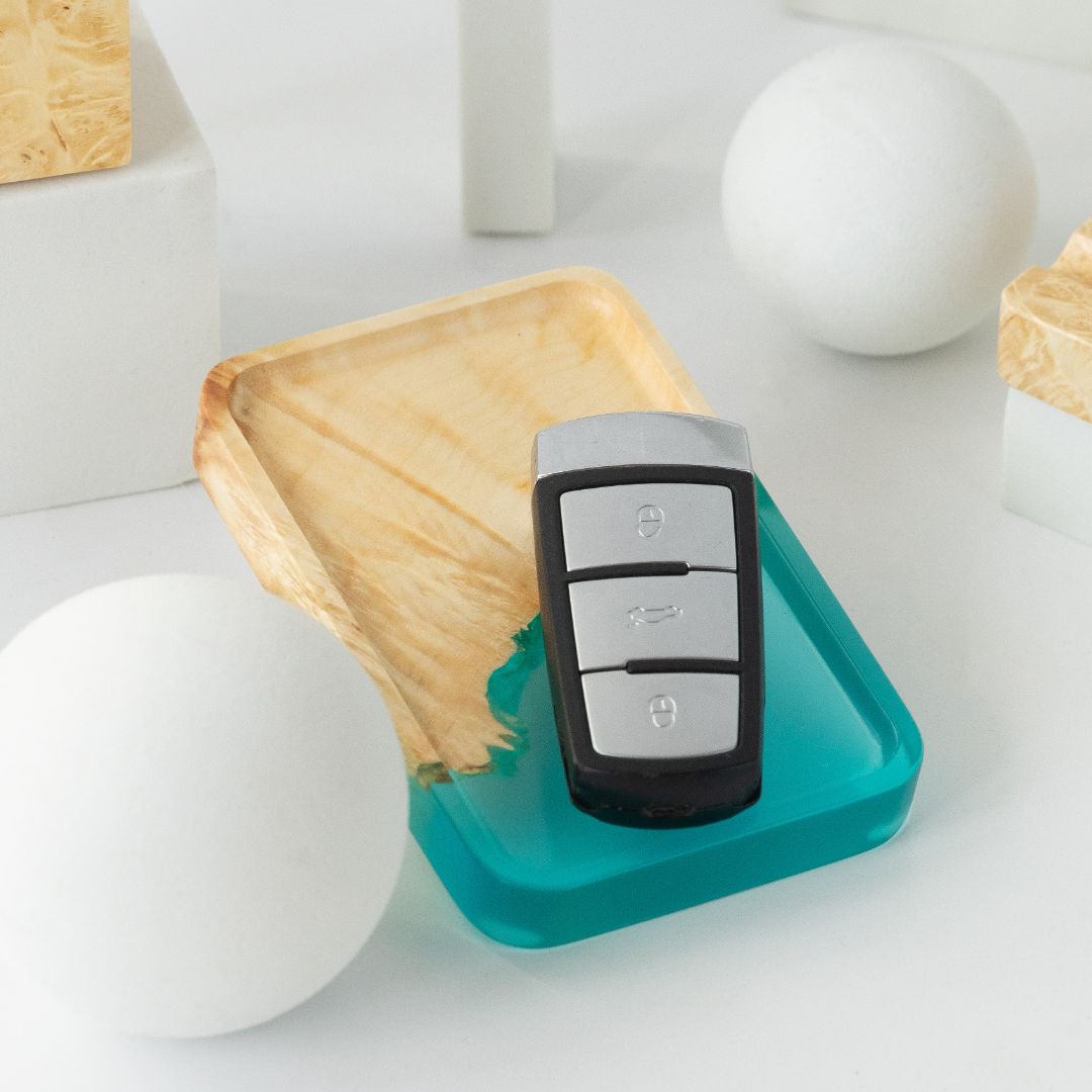 Wood & Resin Tray ELEMENT – Maple Aqua Blue