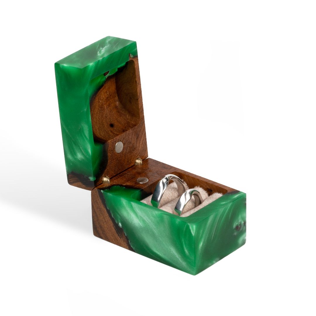 Wood & Resin Wedding Ring Box CHORD – Elm Green