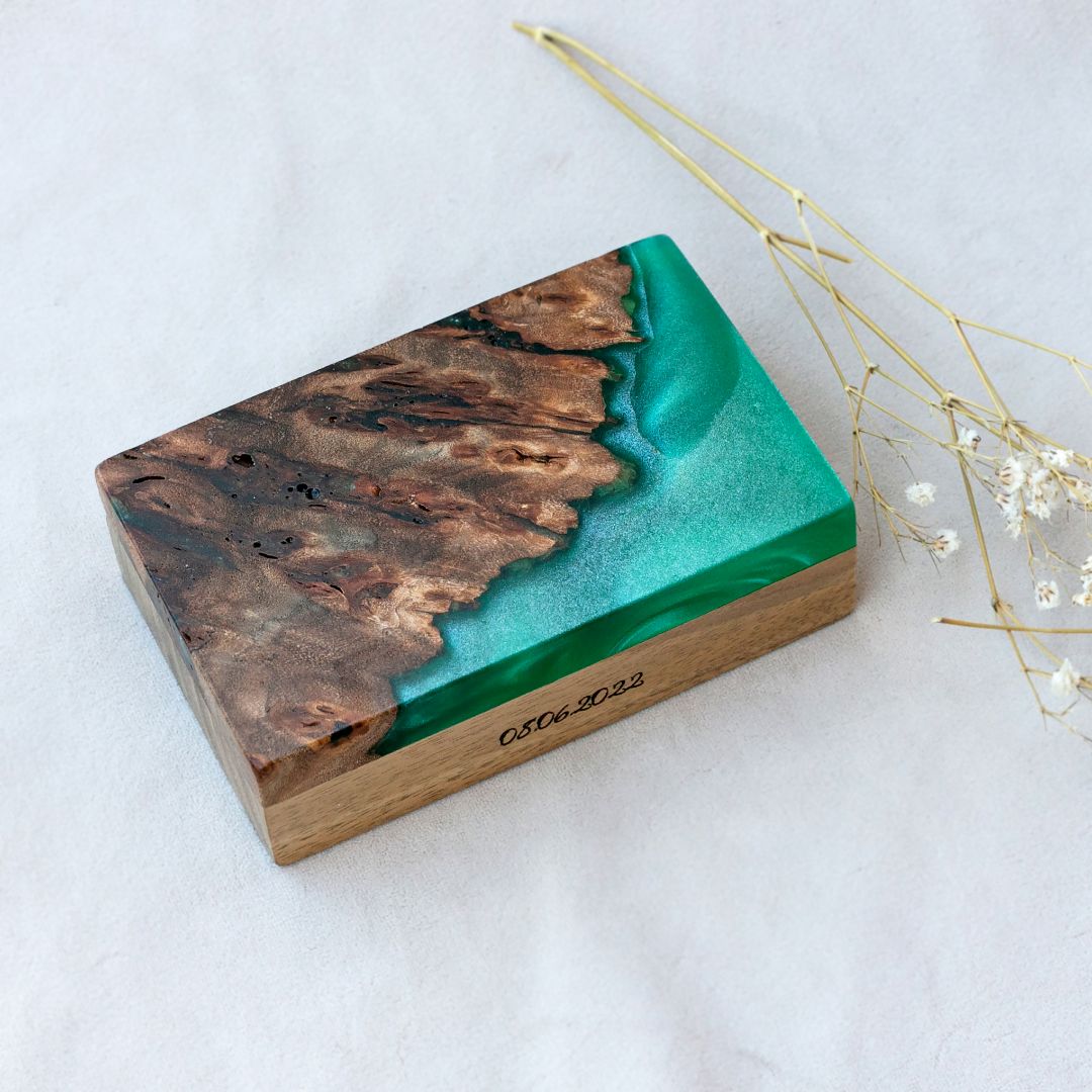 Wood & Resin Wedding Ring Box PIANO – Elm Green