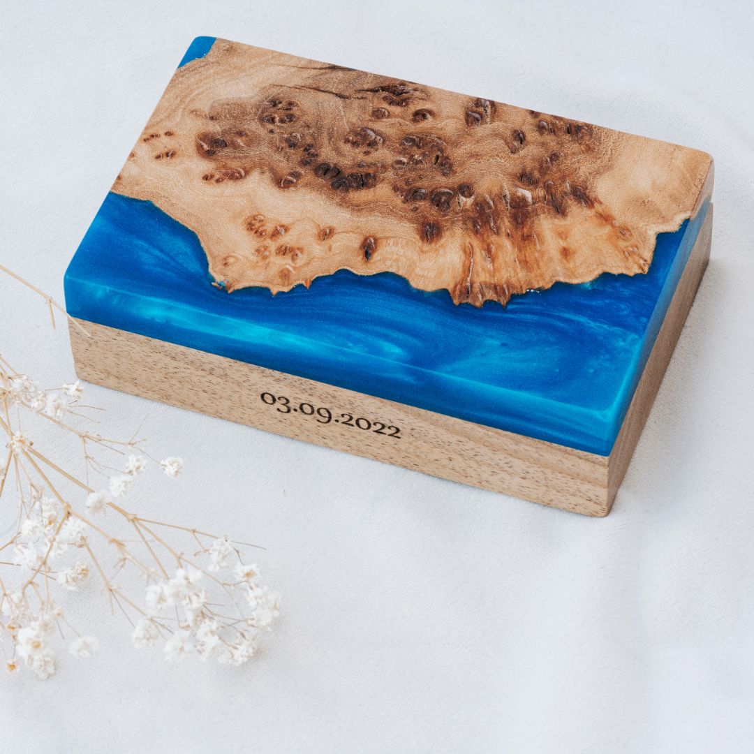 Wood & Resin Wedding Ring Box PIANO – Elm Blue