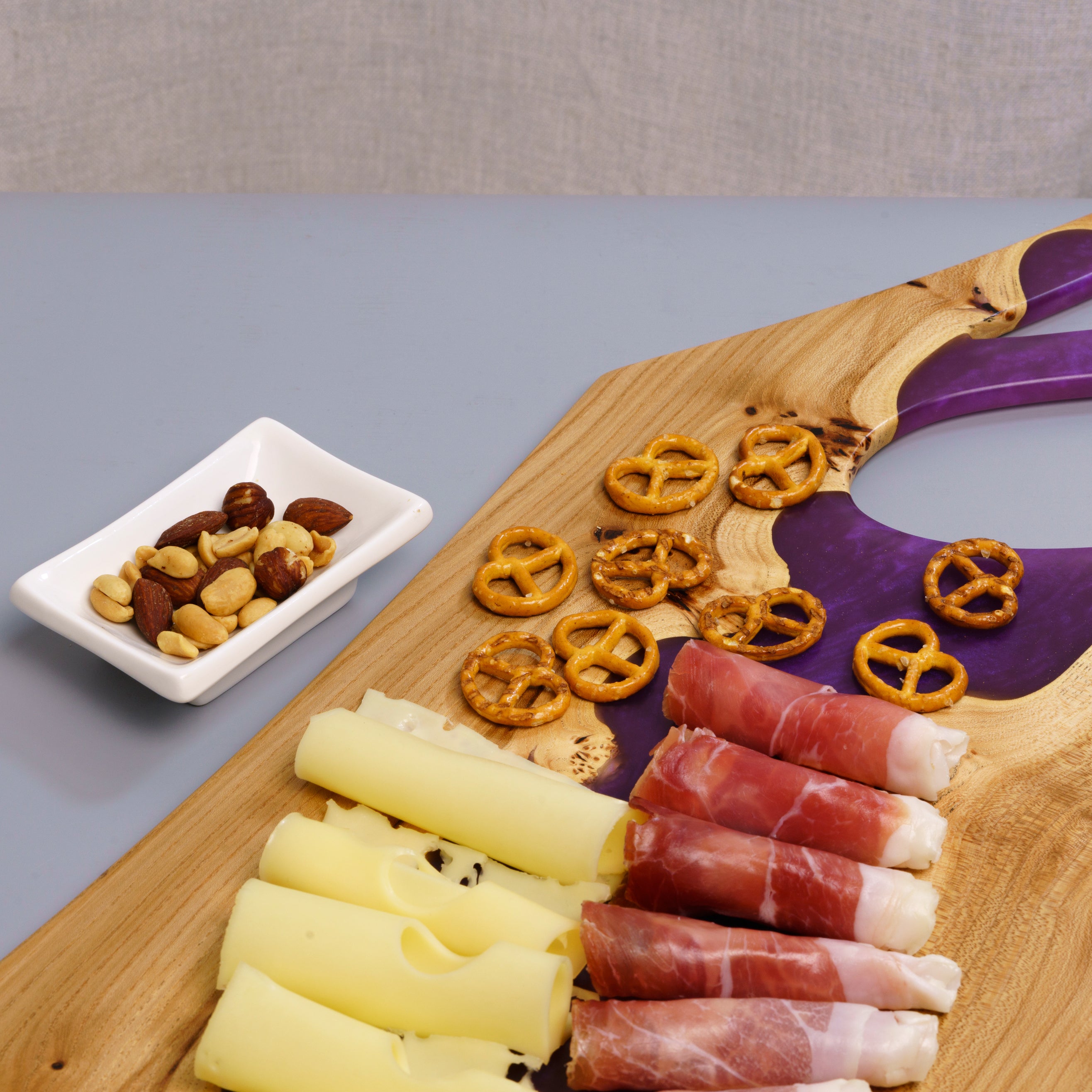 Wood & Resin Charcuterie Board CLEAVER – Elm Purple