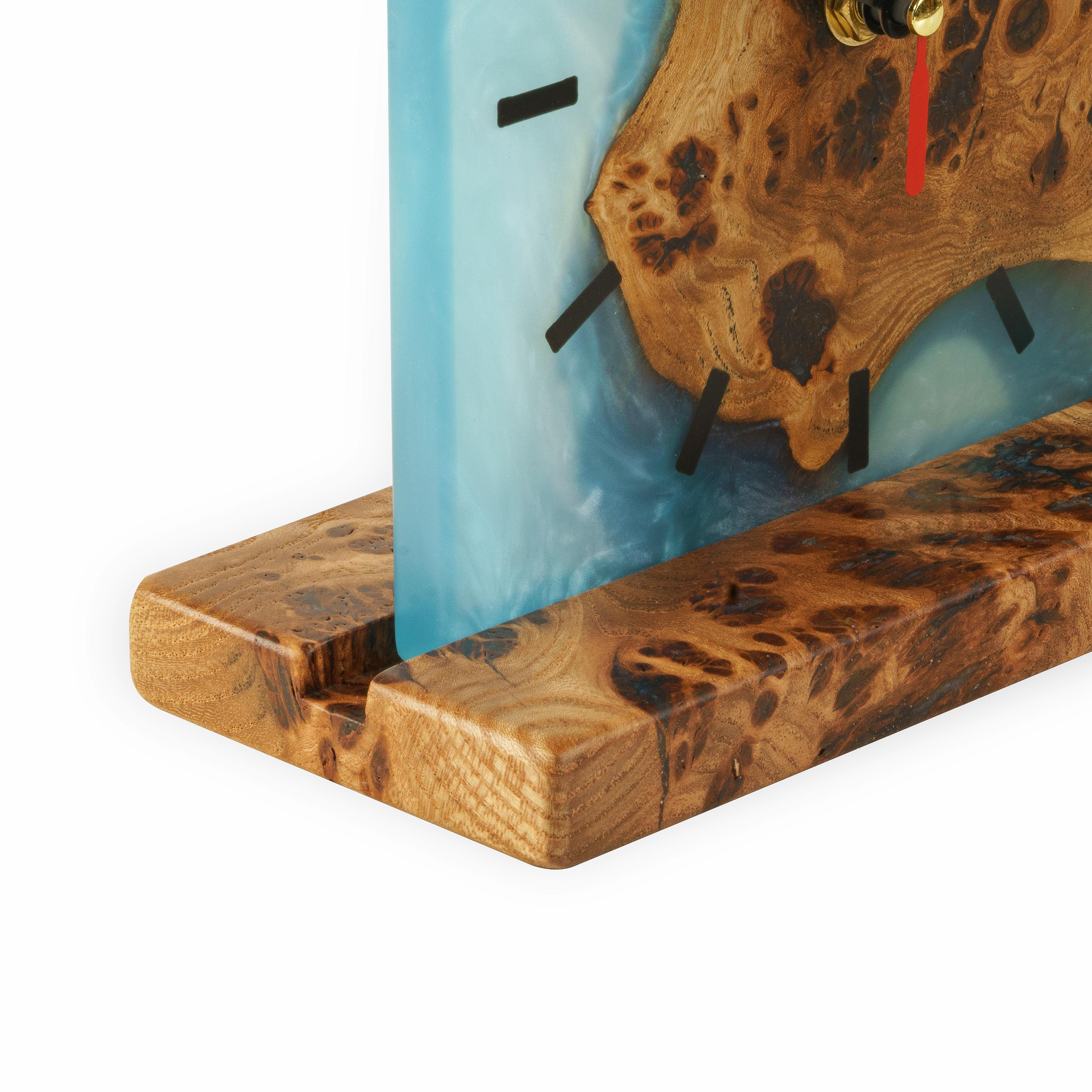 Wood & Resin Desk Clock HORA – Elm Blue