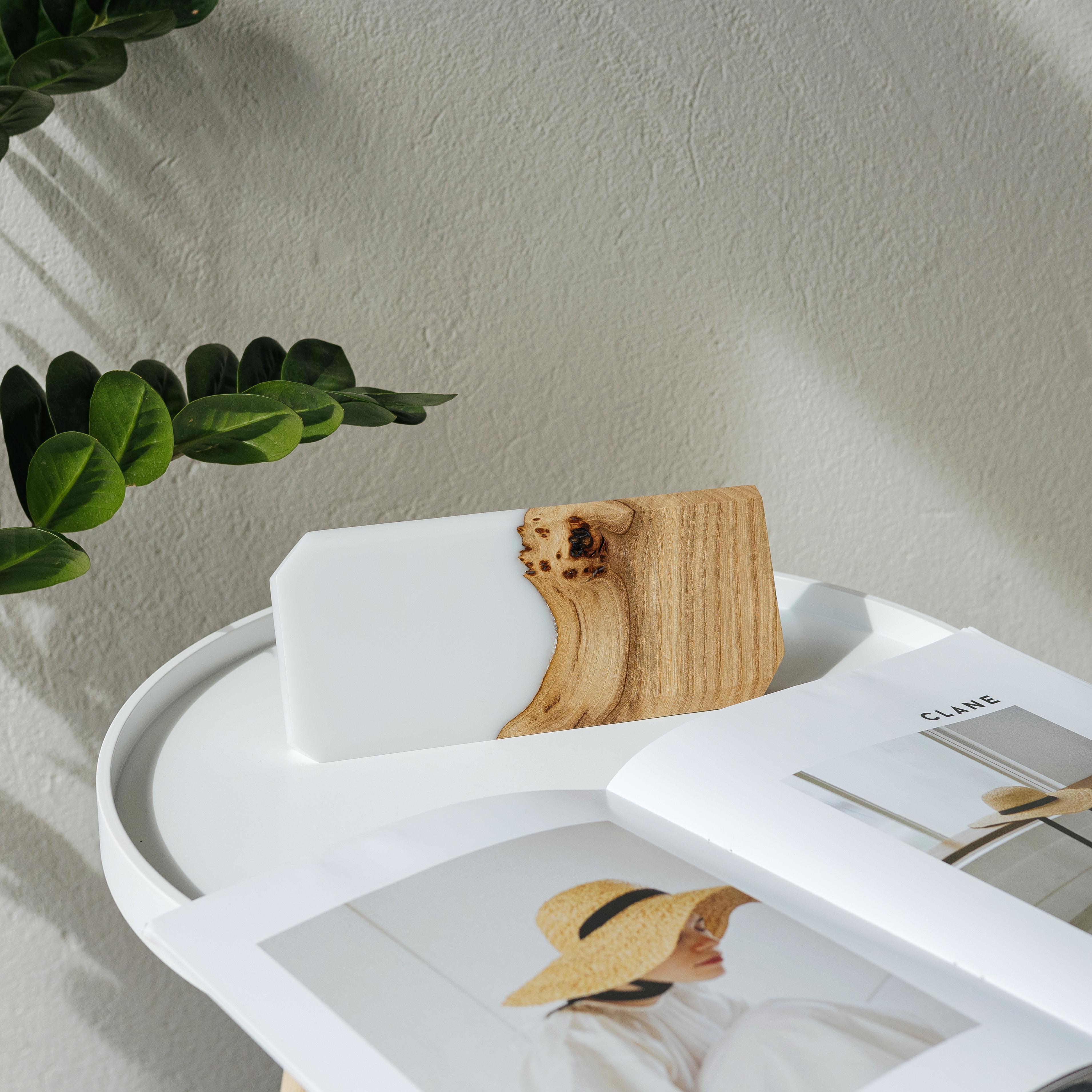 Wood & Resin Desk Name Plate MODERN – Elm White