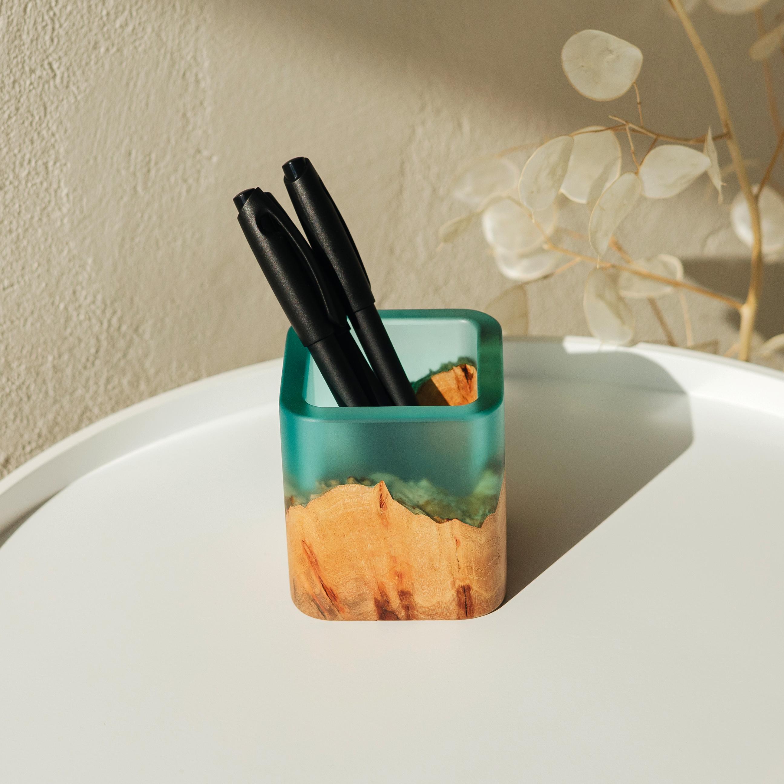 Wood & Resin Pen Holder Cup ELEMENT – Elm Aqua Blue