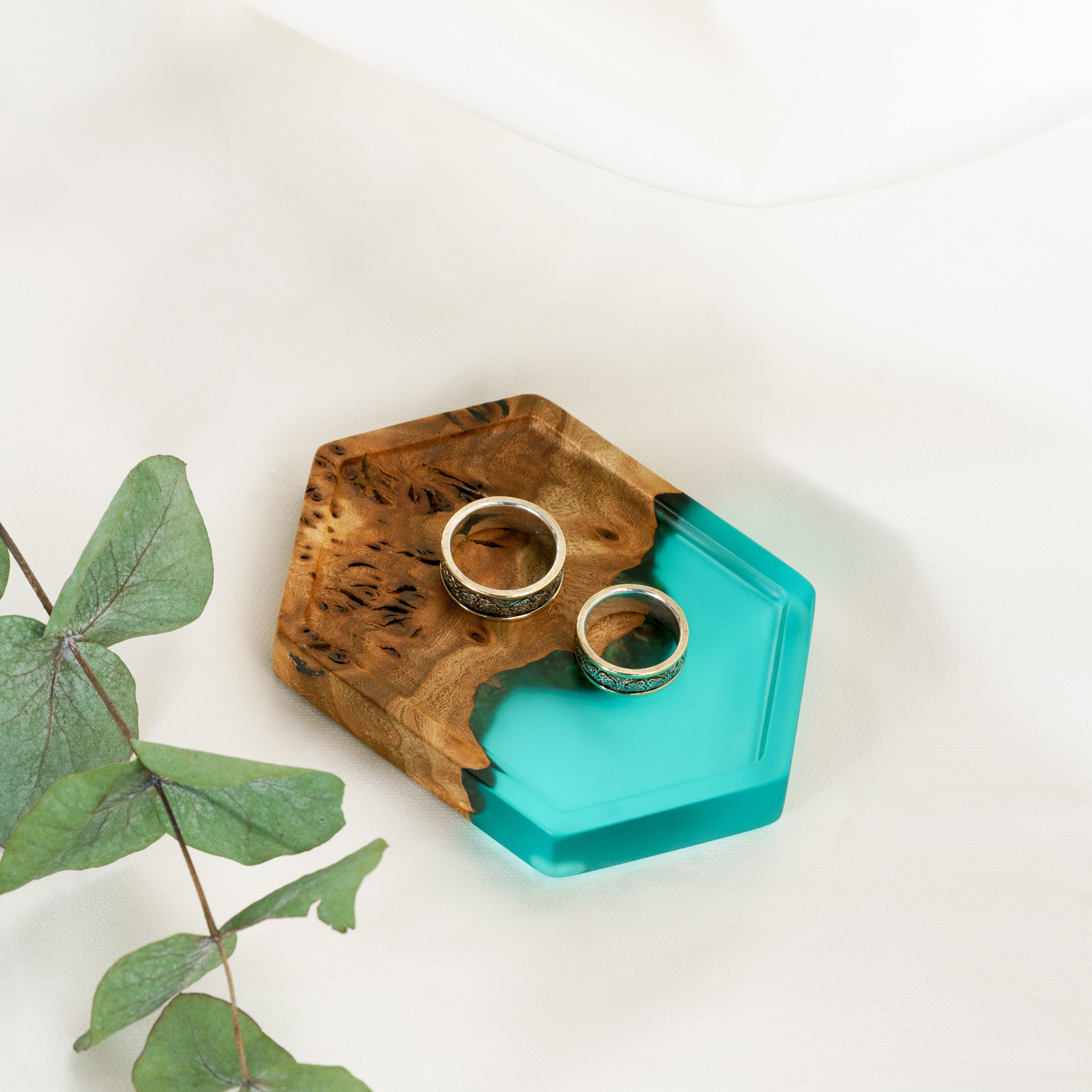 Wood & Resin Jewelry Tray INFINITY – Elm Aqua Blue