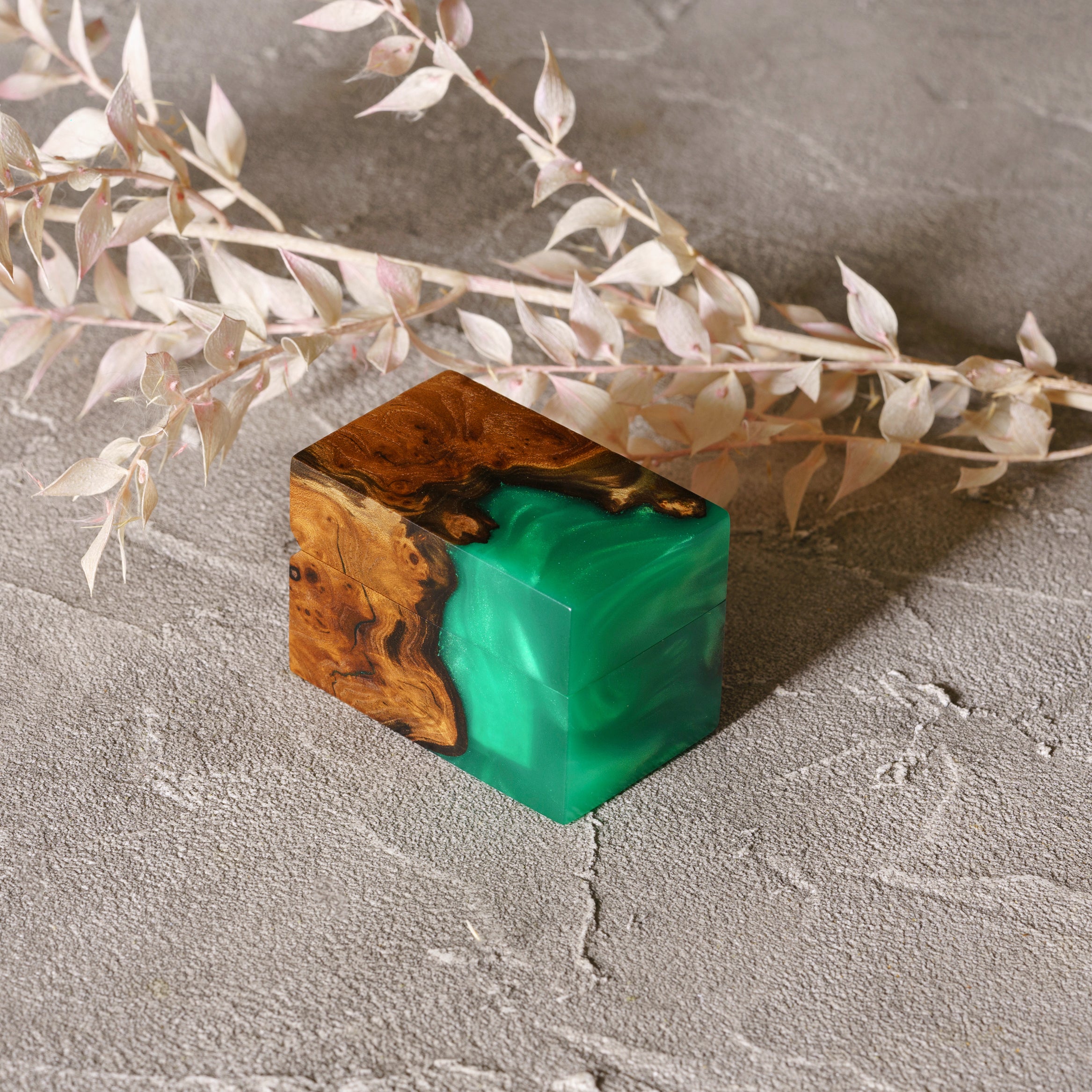 Closed proposal ring box crafted from green epoxy and natural elm wood, CHORD design