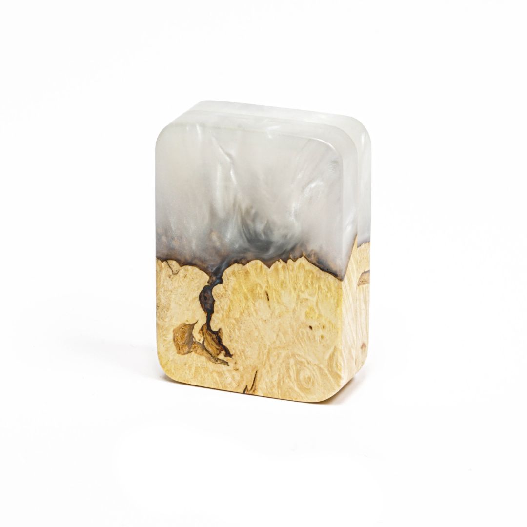 Elegant closed platinum epoxy and maple wood engagement ring box highlighting the natural maple grain