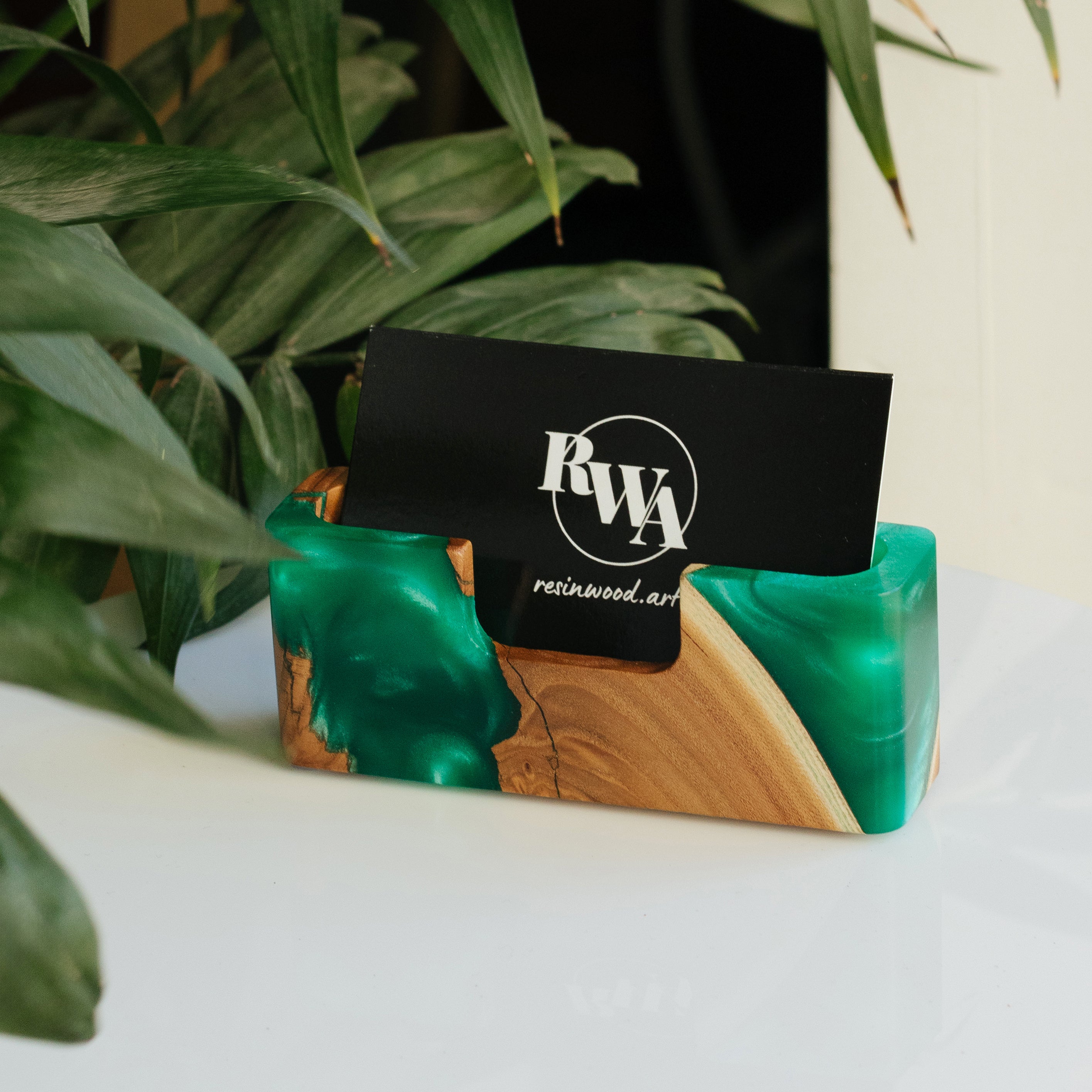 Wood & Resin Card Holder SMART – Elm Green