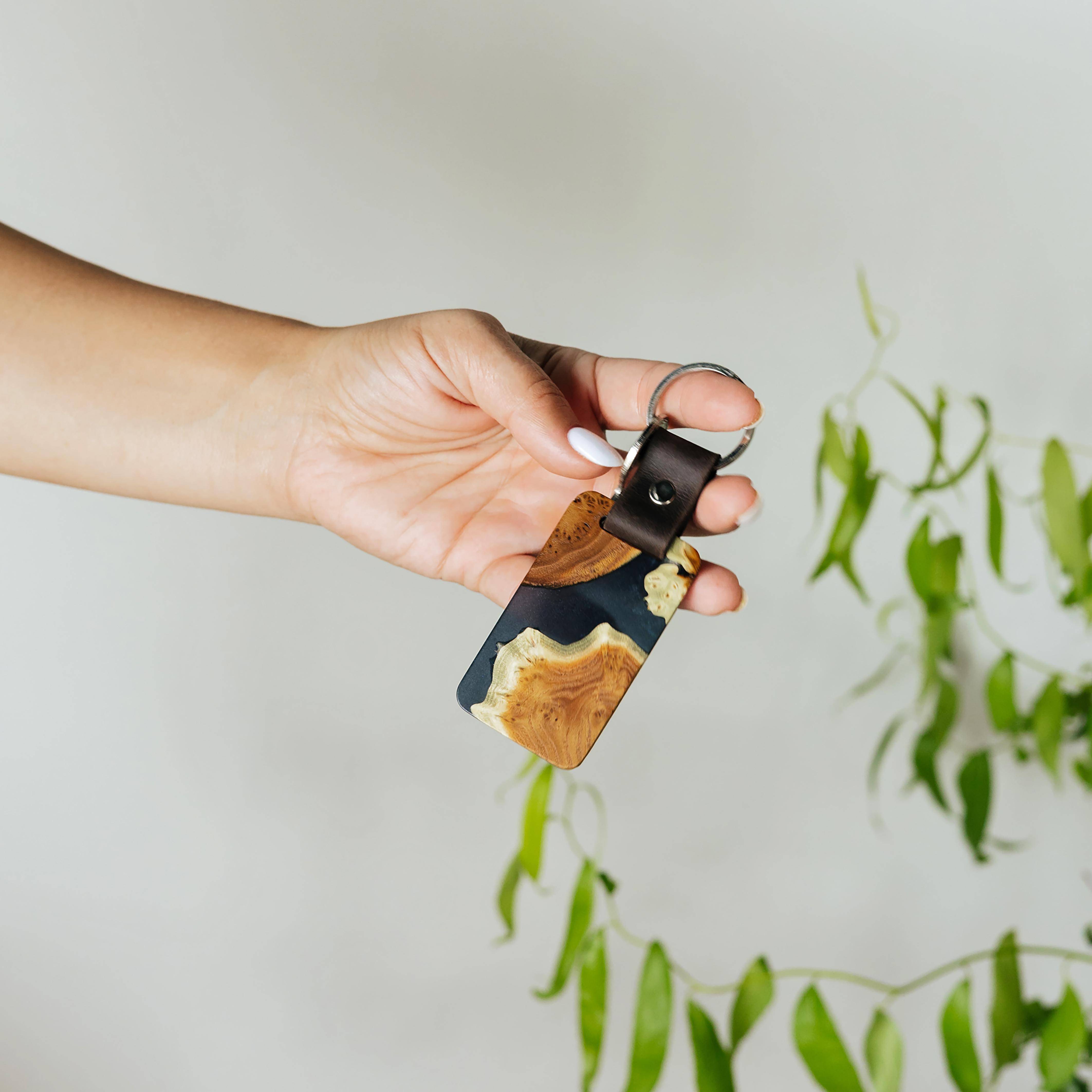 Wood & Resin Keychain – Olive Black