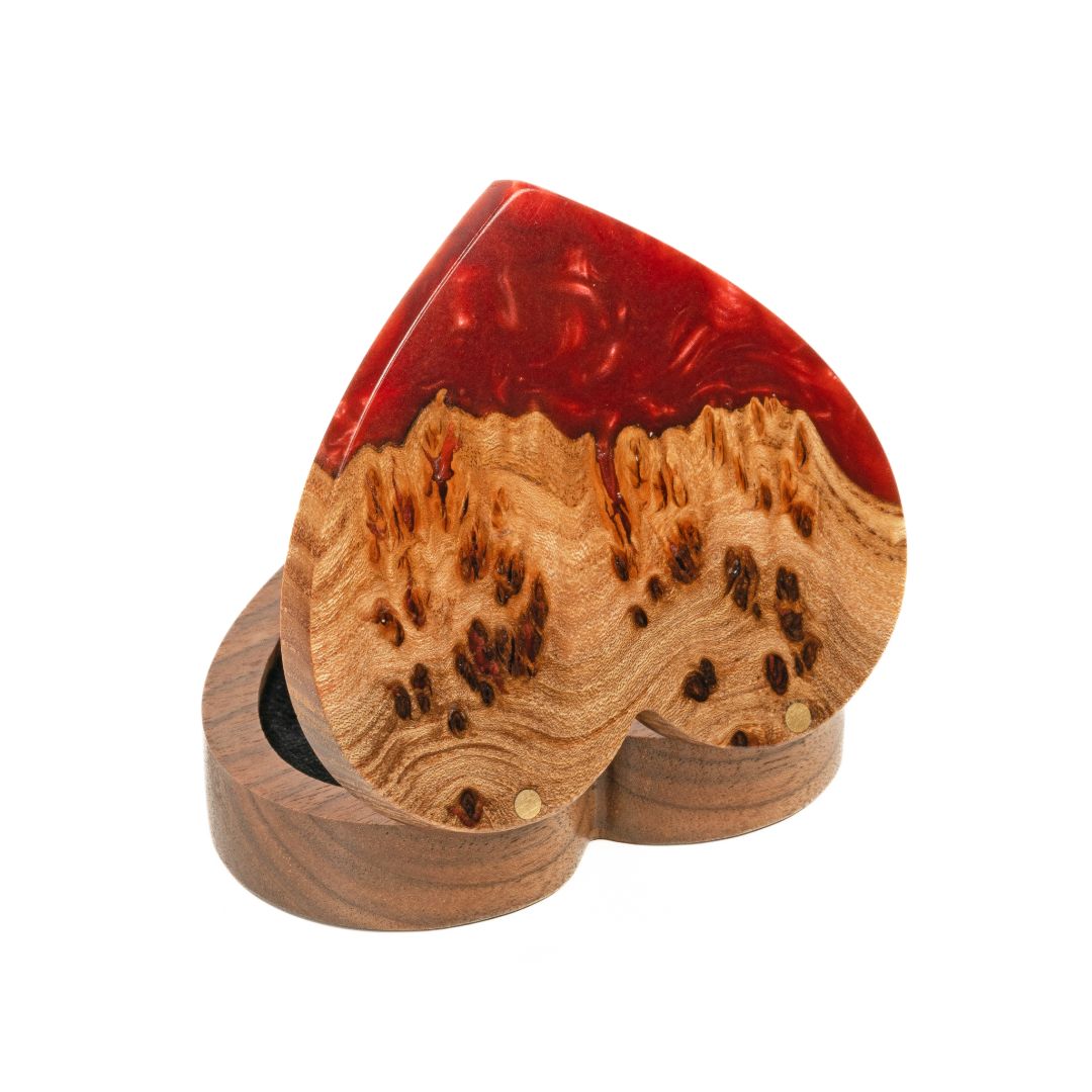 Wood & Resin Wedding Ring Box AMOUR – Elm Ruby