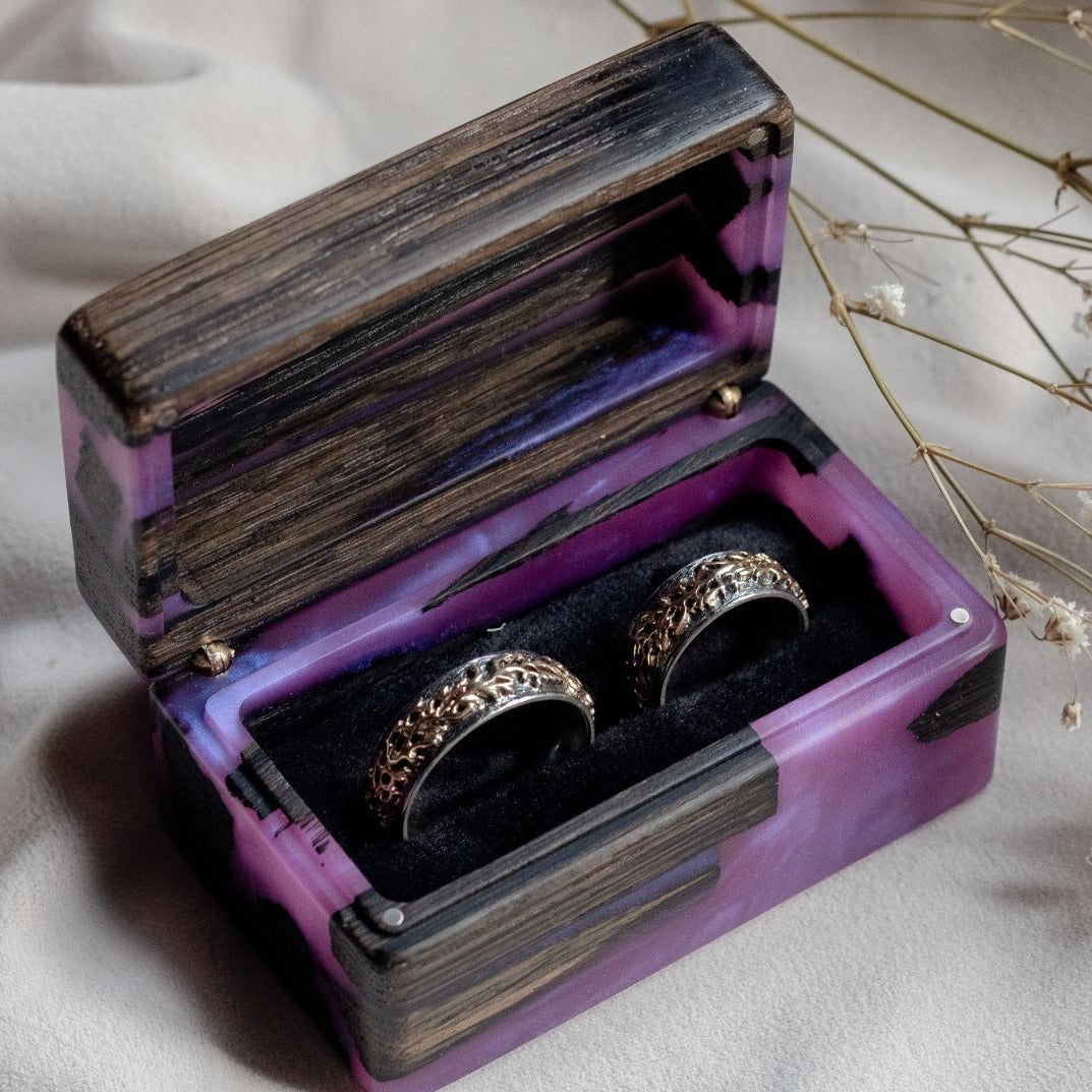 Wood & Resin Wedding Ring Box MUSE – Oak Purple