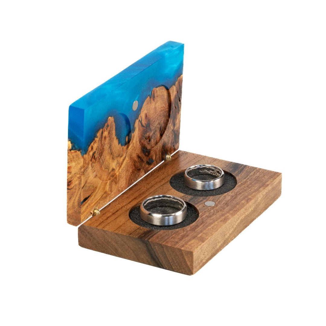 Wood & Resin Wedding Ring Box PIANO – Elm Blue