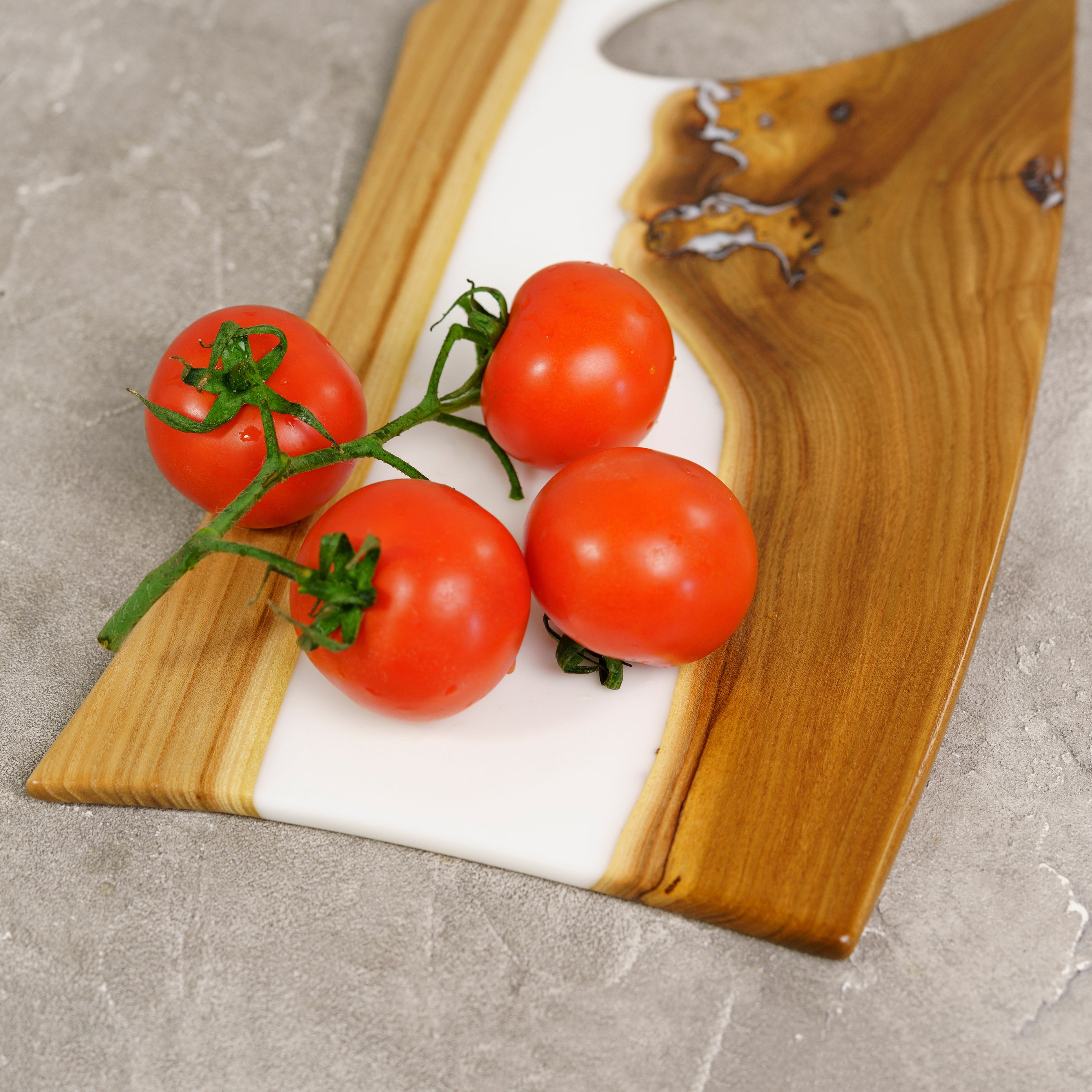 Wood & Resin Charcuterie Board CLEAVER – Elm White